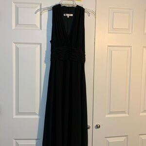 Size 10 Evan Picone halter dress in black